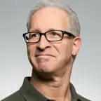 George, Designer Gráfico